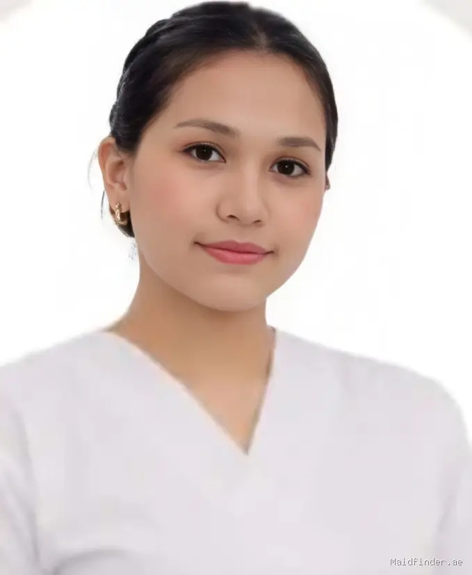 Nereysa L. - Filipino maid in Abu Dhabi