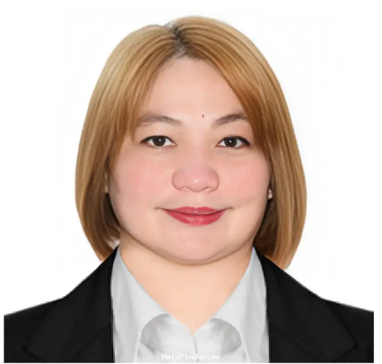 CARMEL M. FILIPINO LADY DRIVER IN DUBAI