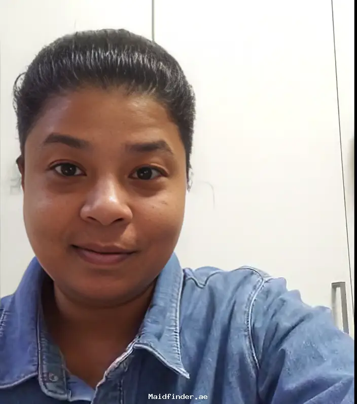 IRFANA A. SRILANKAN MUSLIM MAID AND NANNY IN DUBAI SRILANKAN PART TIME & FULL TIME IN DUBAI NORTHERN EMIRATES